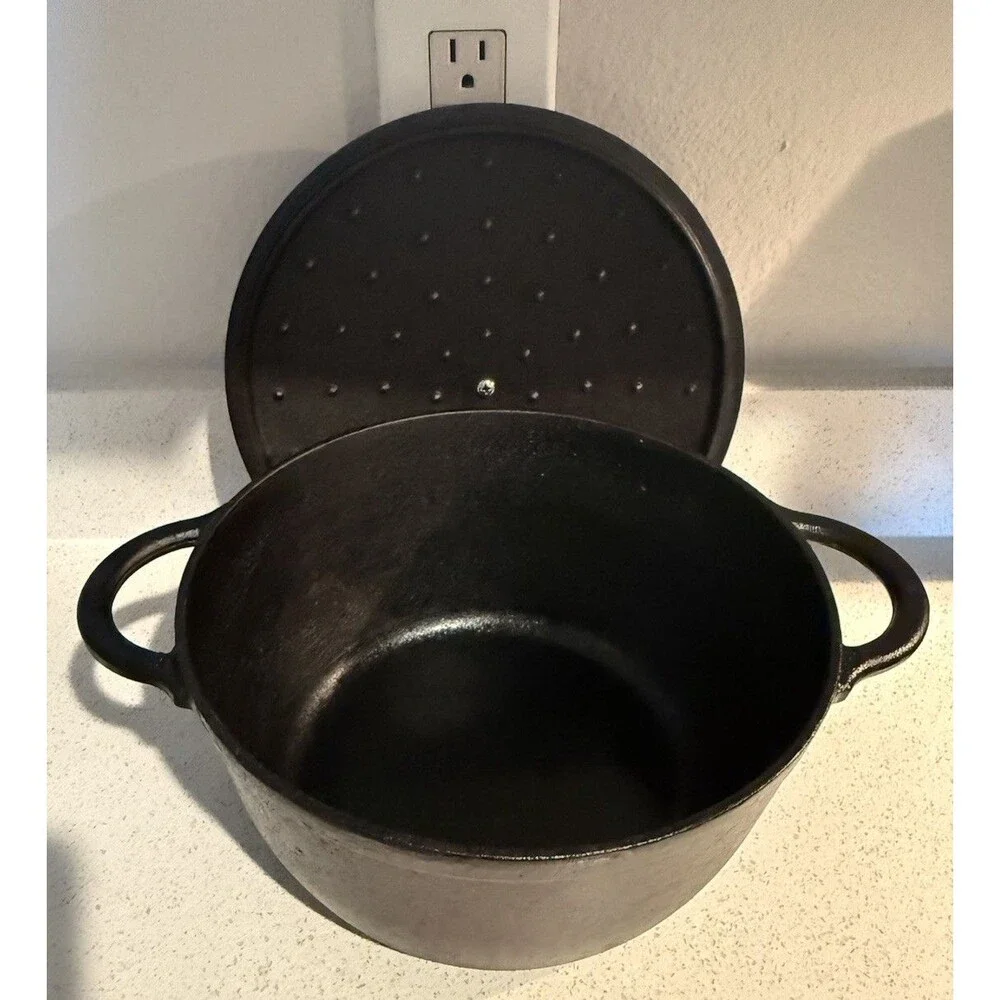 Pioneer Woman Timeless Cast Iron 5-Quart Pre-Seasoned Dutch Oven
